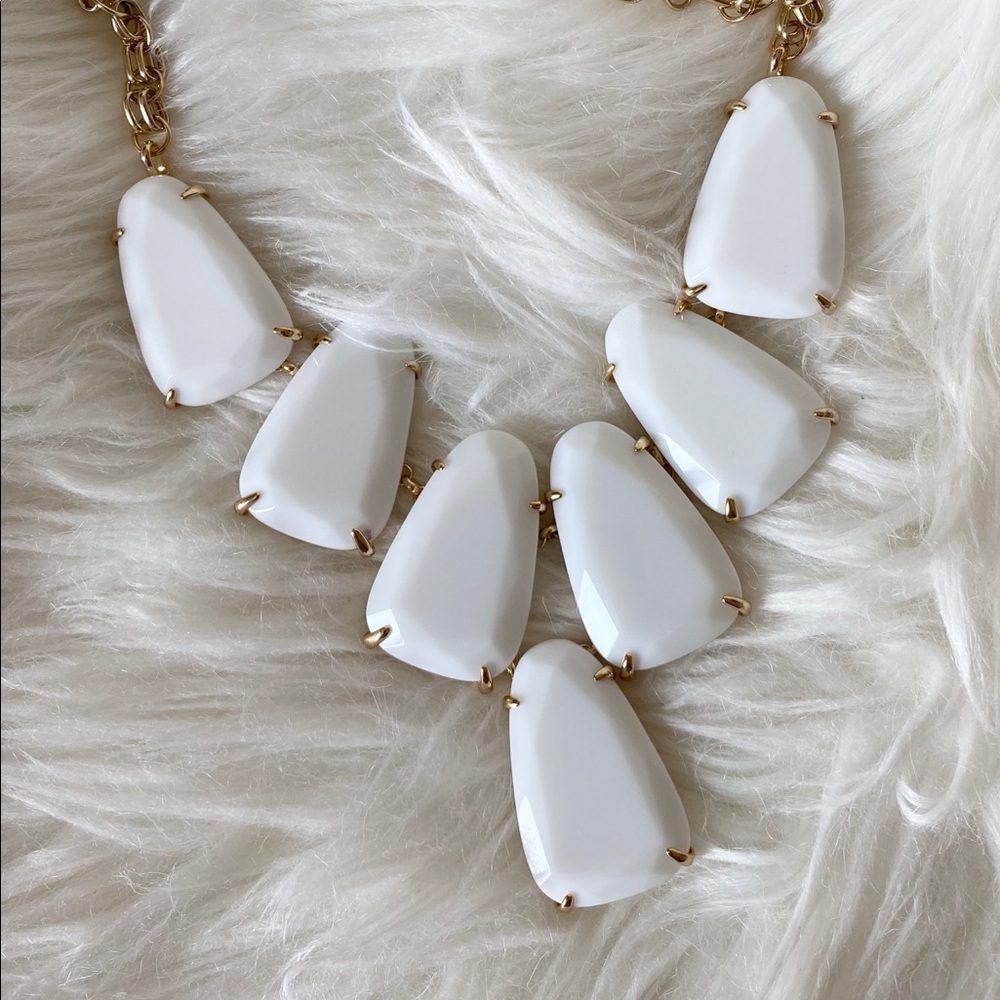 Kendra Scott Necklace